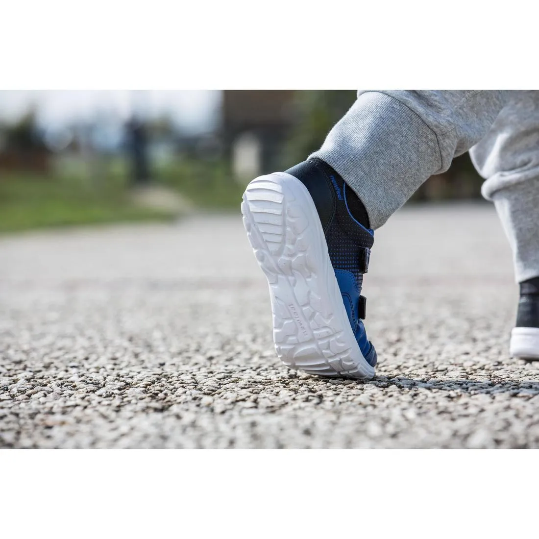 Actiwalk 100 Children's Fitness Walking Shoes - Black/Blue