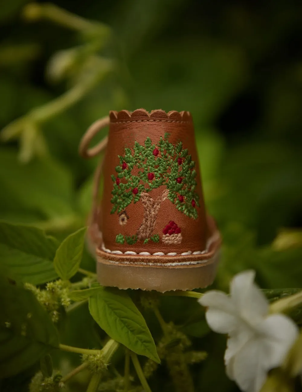 Apple Tree Scallop Boot - Cognac