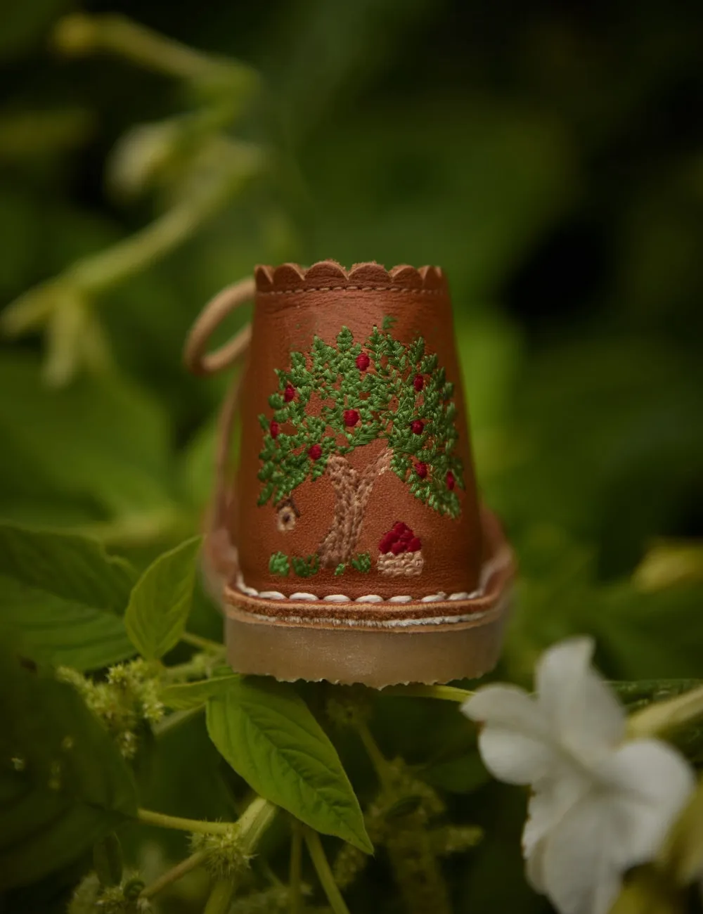 Apple Tree Scallop Boot - Cognac