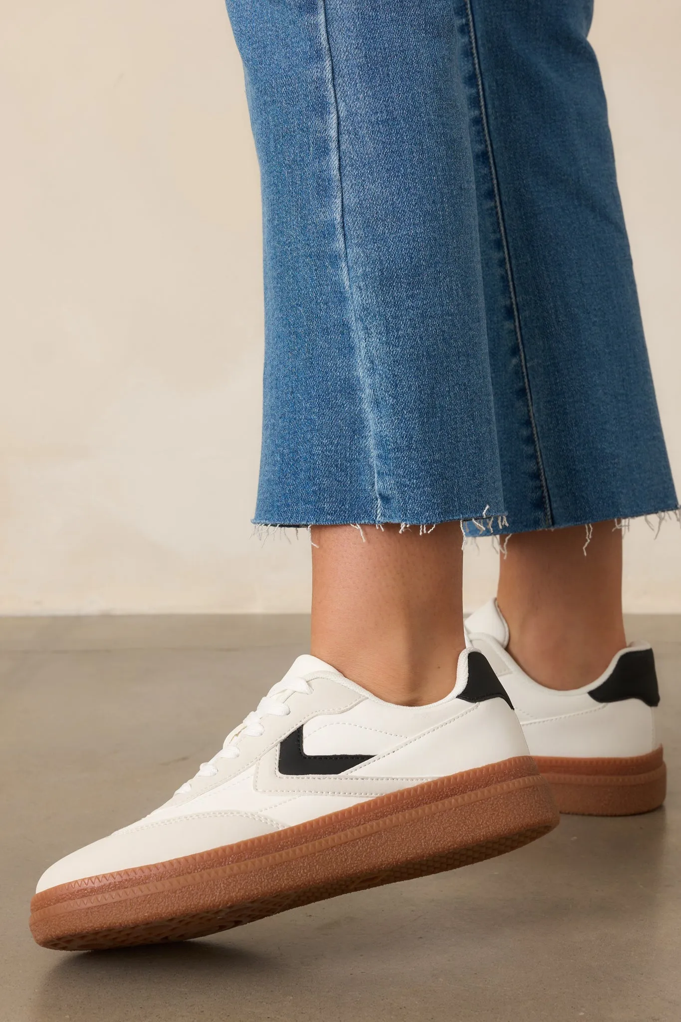 Catching Moments White & Grey Sneaker