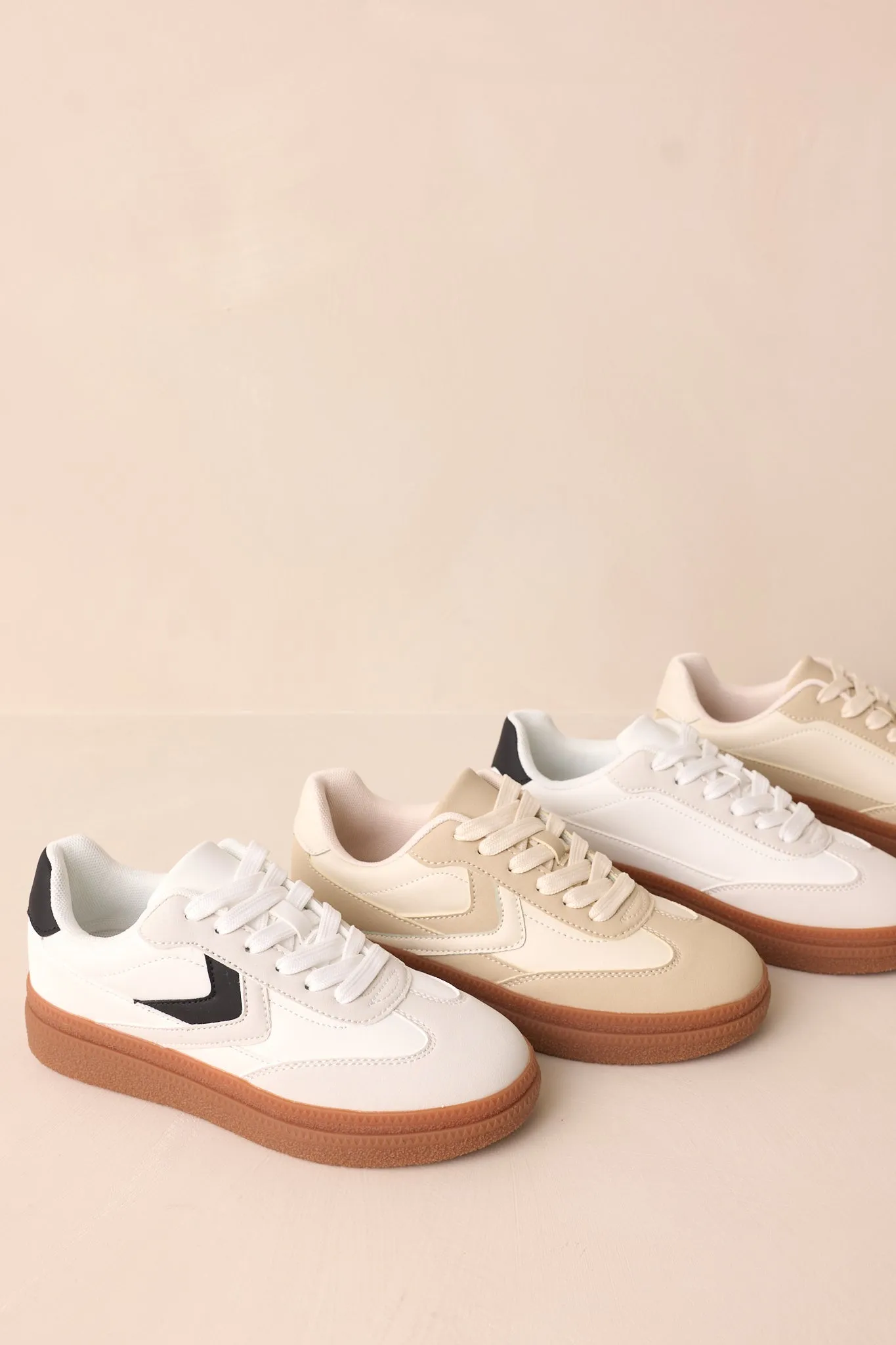 Catching Moments White & Grey Sneaker