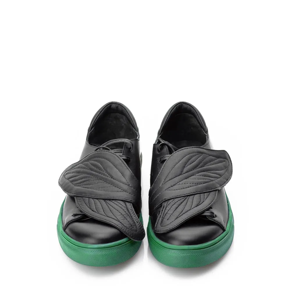 Leaves Hug black leather sneakers - green sole