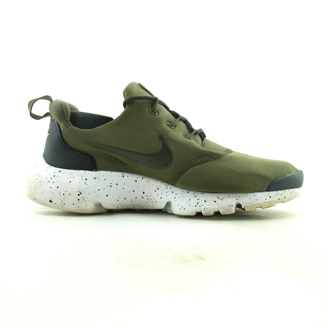 NIKE PRESTO FLY SE