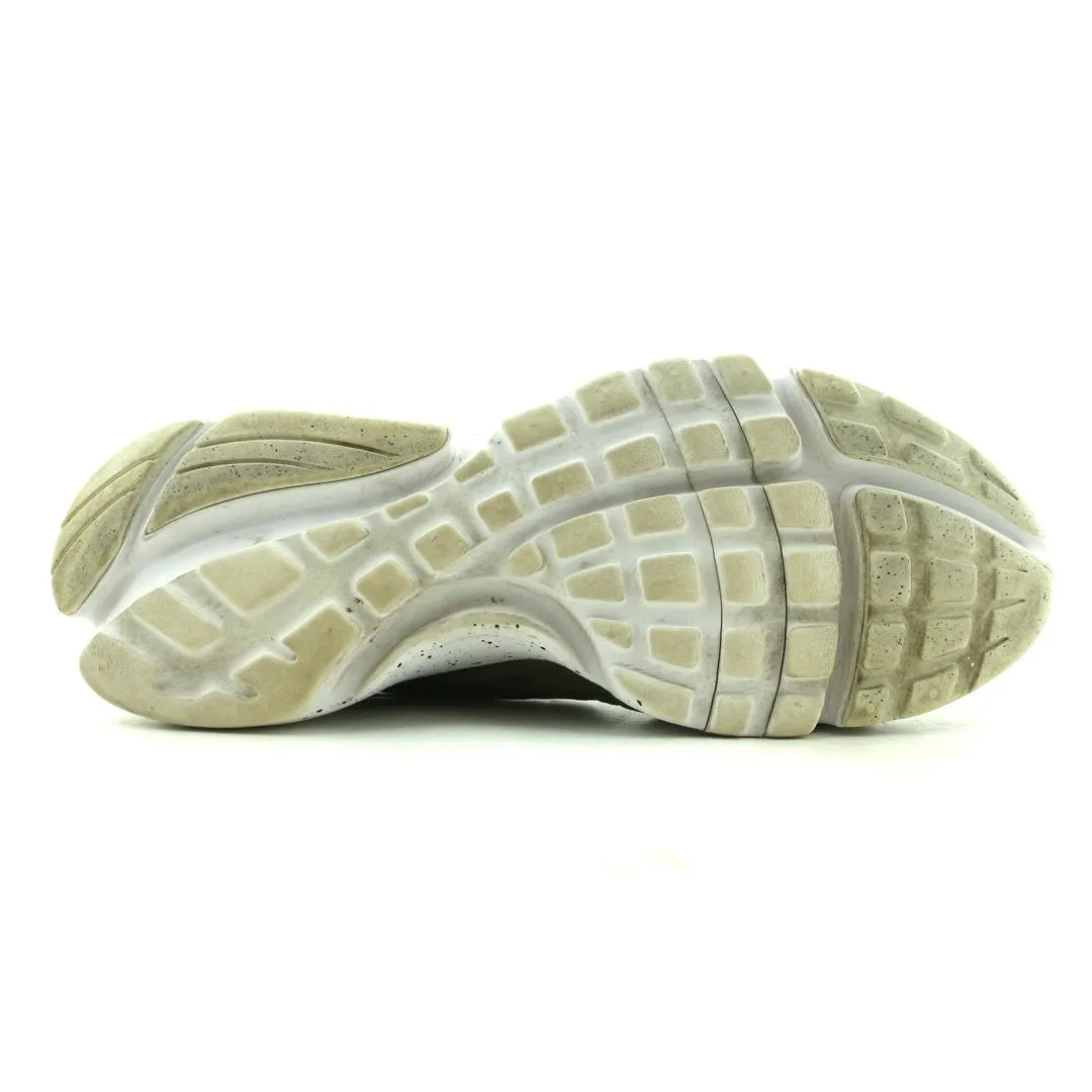 NIKE PRESTO FLY SE